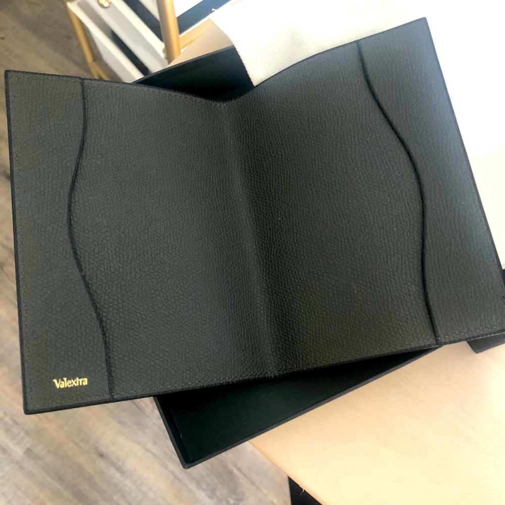 Brand new Valextra passport holder calfskin